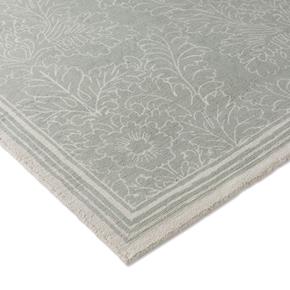 Bavlněný designový koberec Laura Ashley Silchester  pale sage 81107