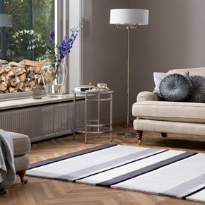 Pruhovaný moderní koberec Laura Ashley Eaton charcoal 81004